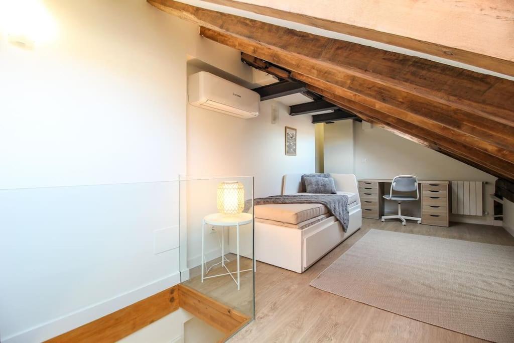 Designer Duplex In The Center Apartment Santander Exterior photo